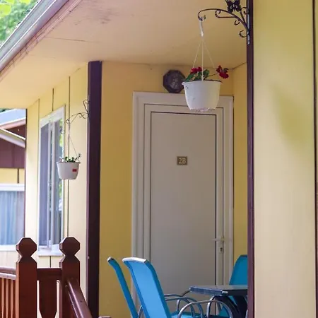 Pretty Bungalow In Kamena Village For 2 Or 3 Persons